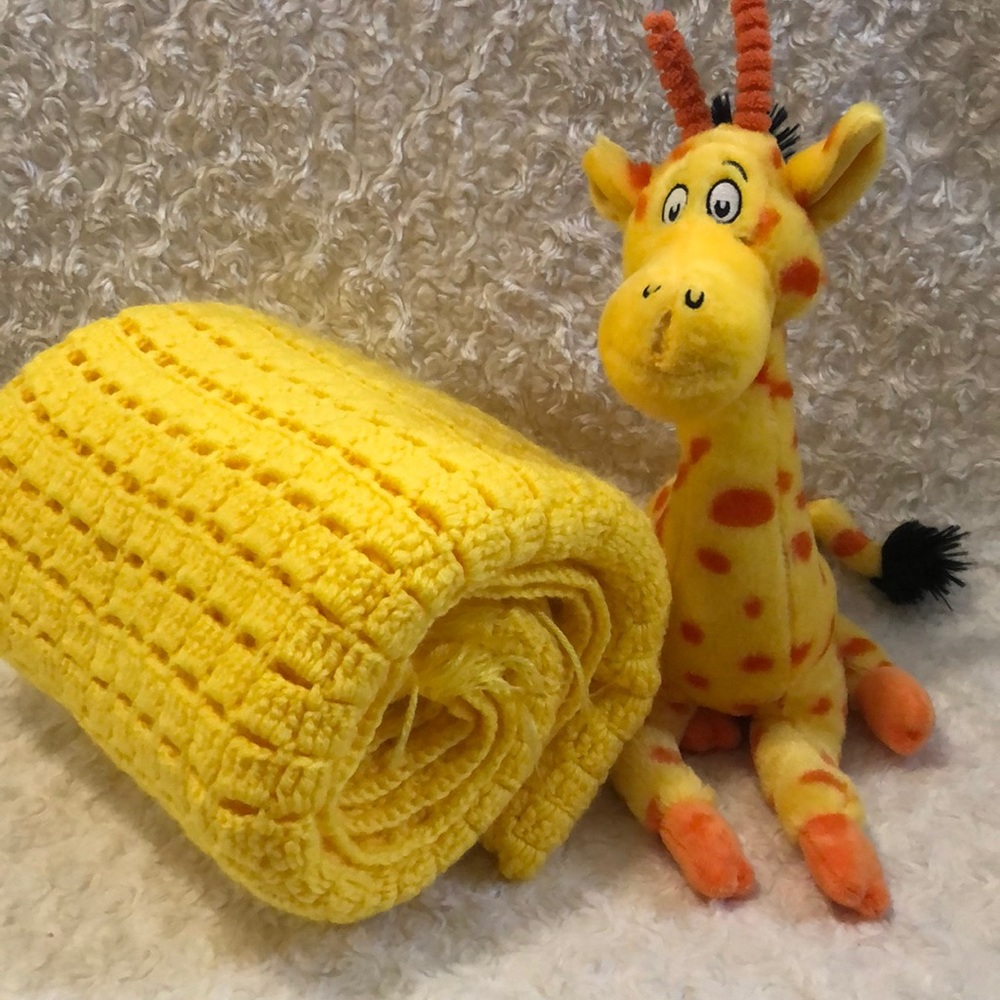 Handmade yellow crochet baby blanket
